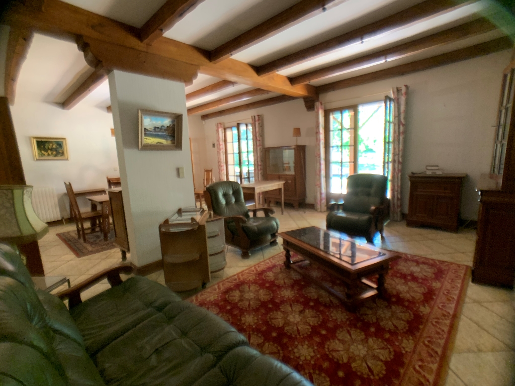 
Verdun, proche centre, grande maison T6
