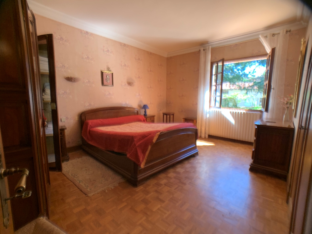 
Verdun, proche centre, grande maison T6

