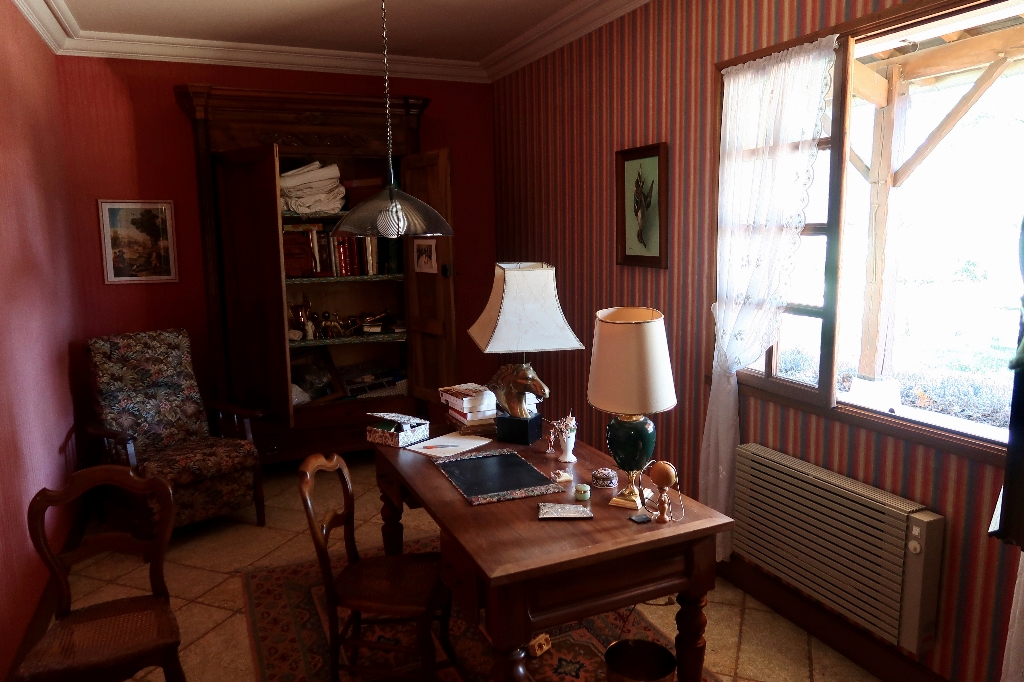 
Verdun, proche centre, grande maison T6
