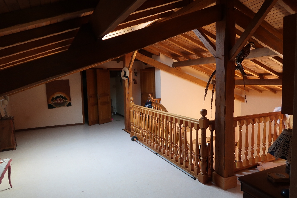 
Verdun, proche centre, grande maison T6
