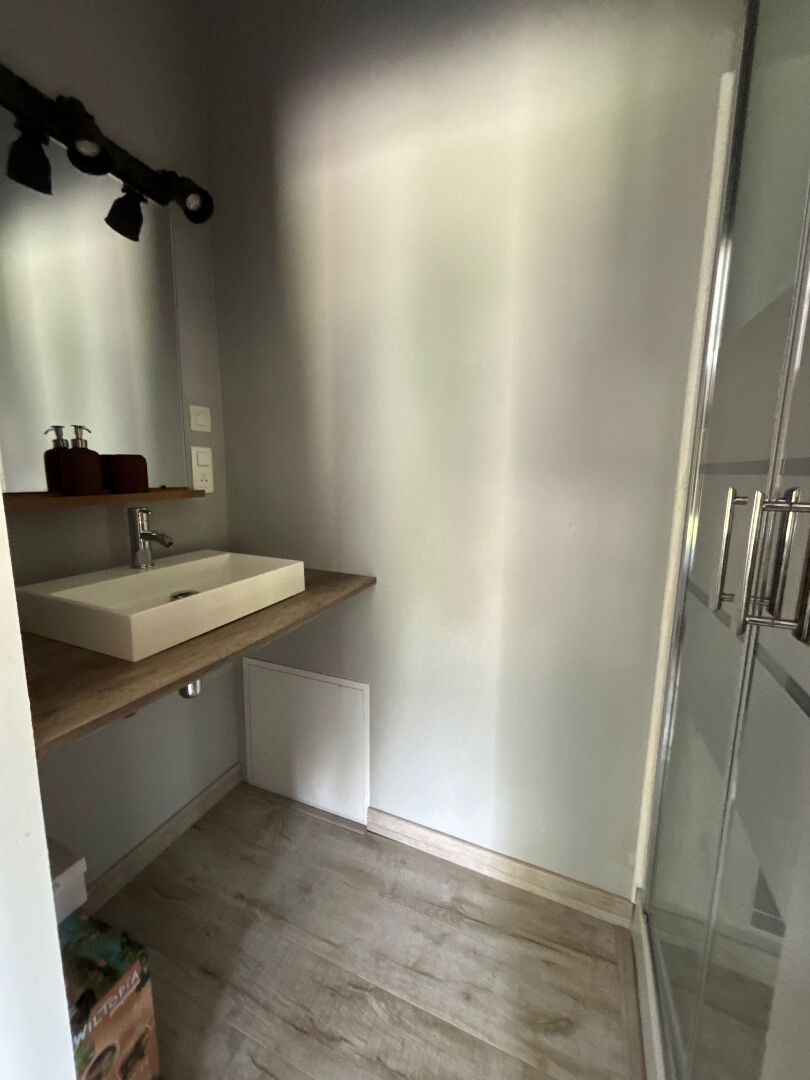 
Verdun, maison T6 sur une parcelle de 3689 m²
