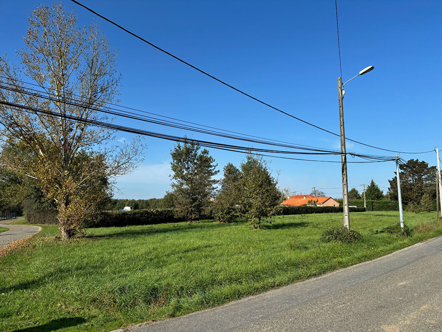 
DIEUPENTALE Terrain à Bâtir
